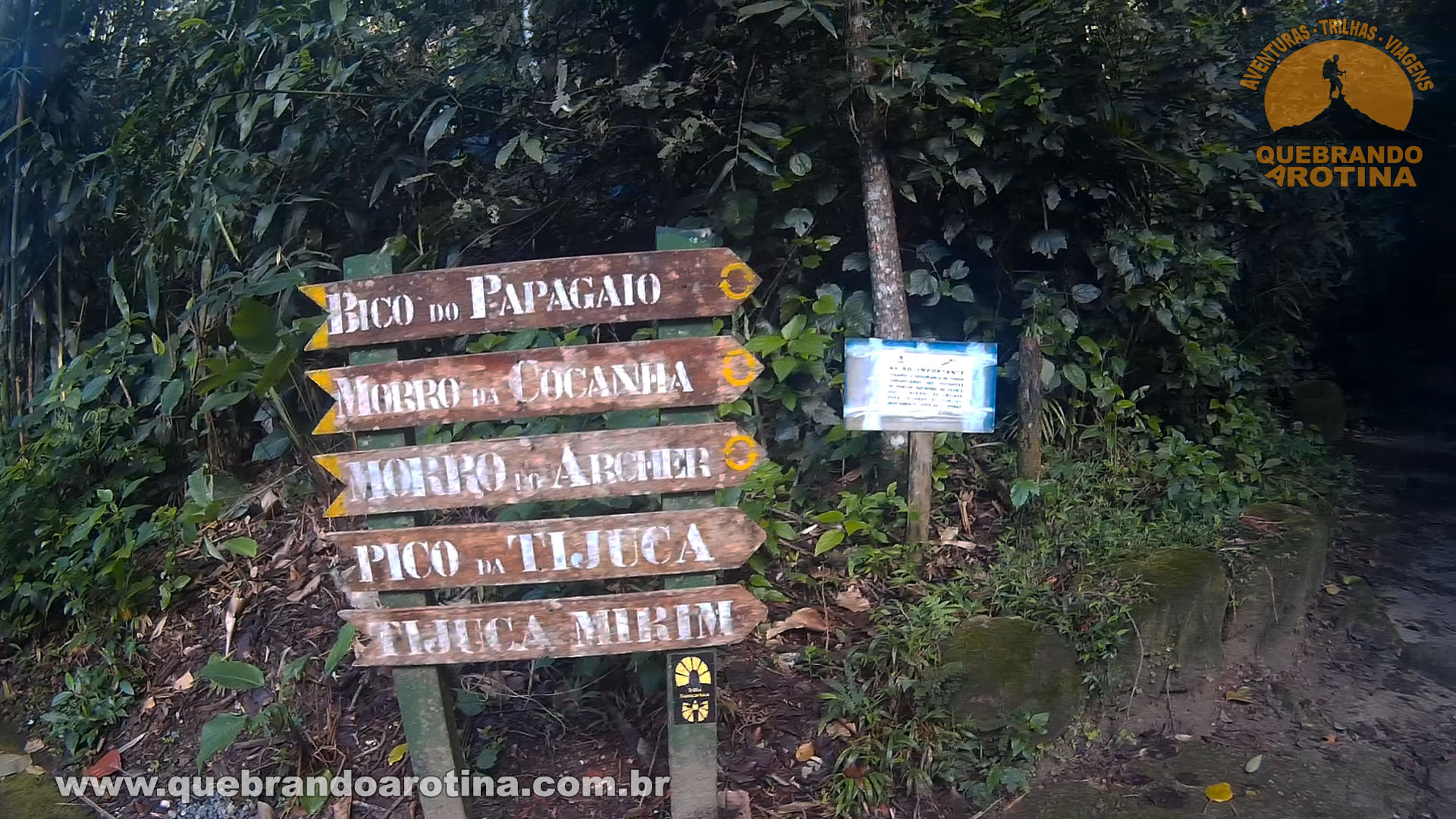 Início da trilha para o Pico da Tijuca