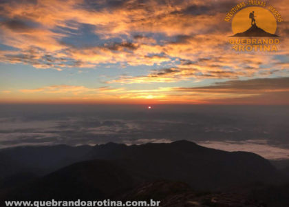 Nascer do Sol no Pico da Bandeira