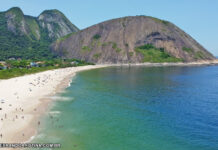 Praia de Itacoatiara na Cidade de Niterói, Dicas e Como Chegar. praia de itacoatiara